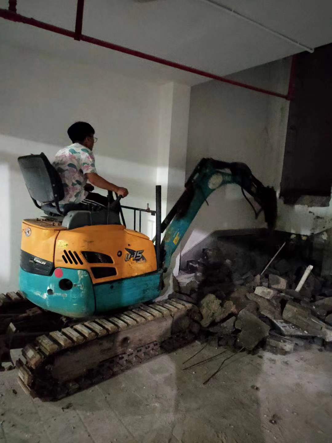 微型小挖機(jī)駕駛員流失率比較高的因素有哪些？(圖1)
